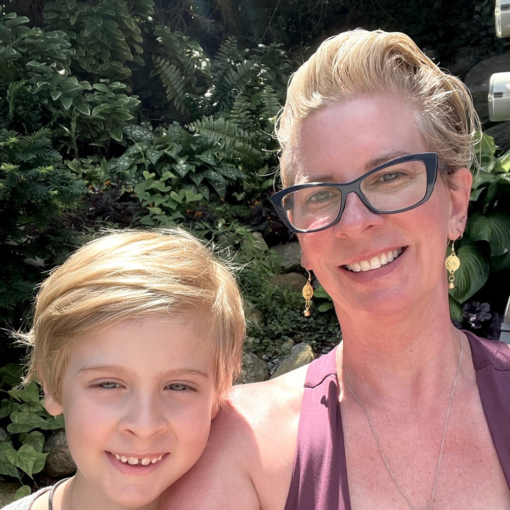 Meet your Posher, Christine